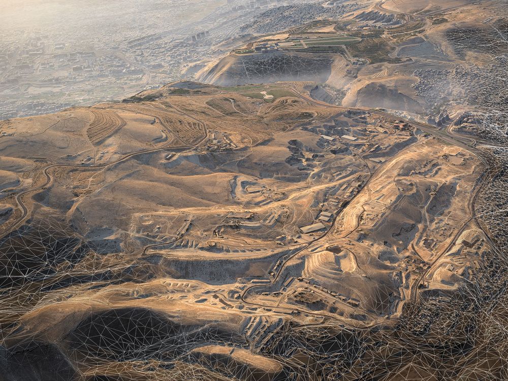  maxar-1.jpg